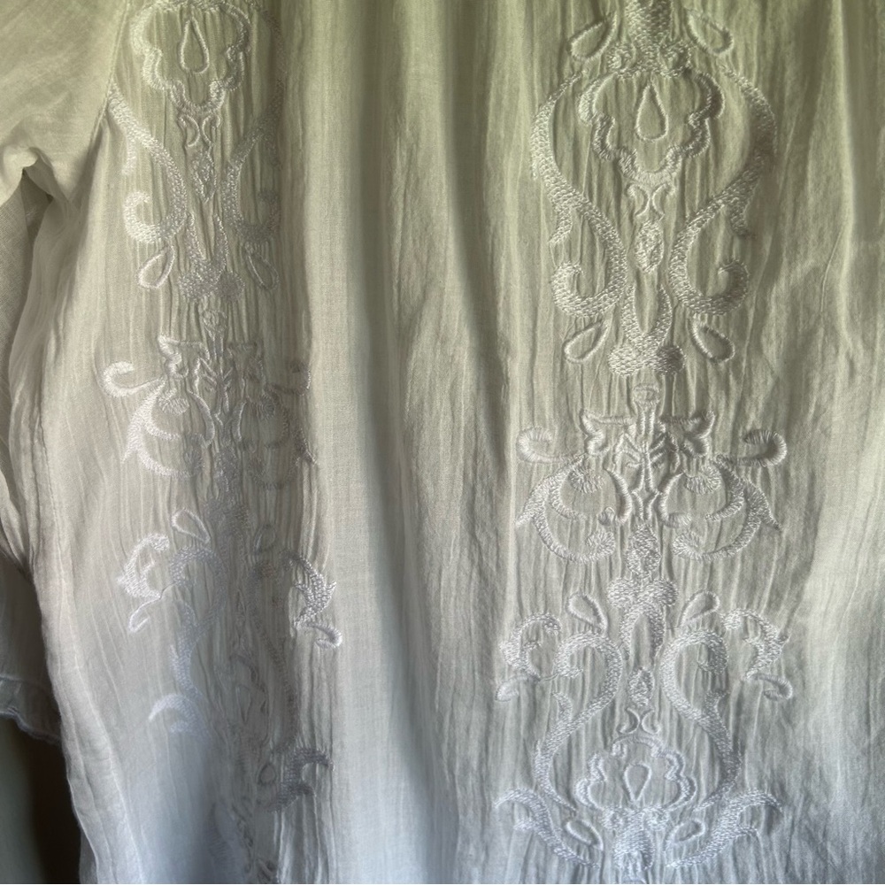 J. Jill White Relaxed Embroidered Blouse - Picture 3 of 8